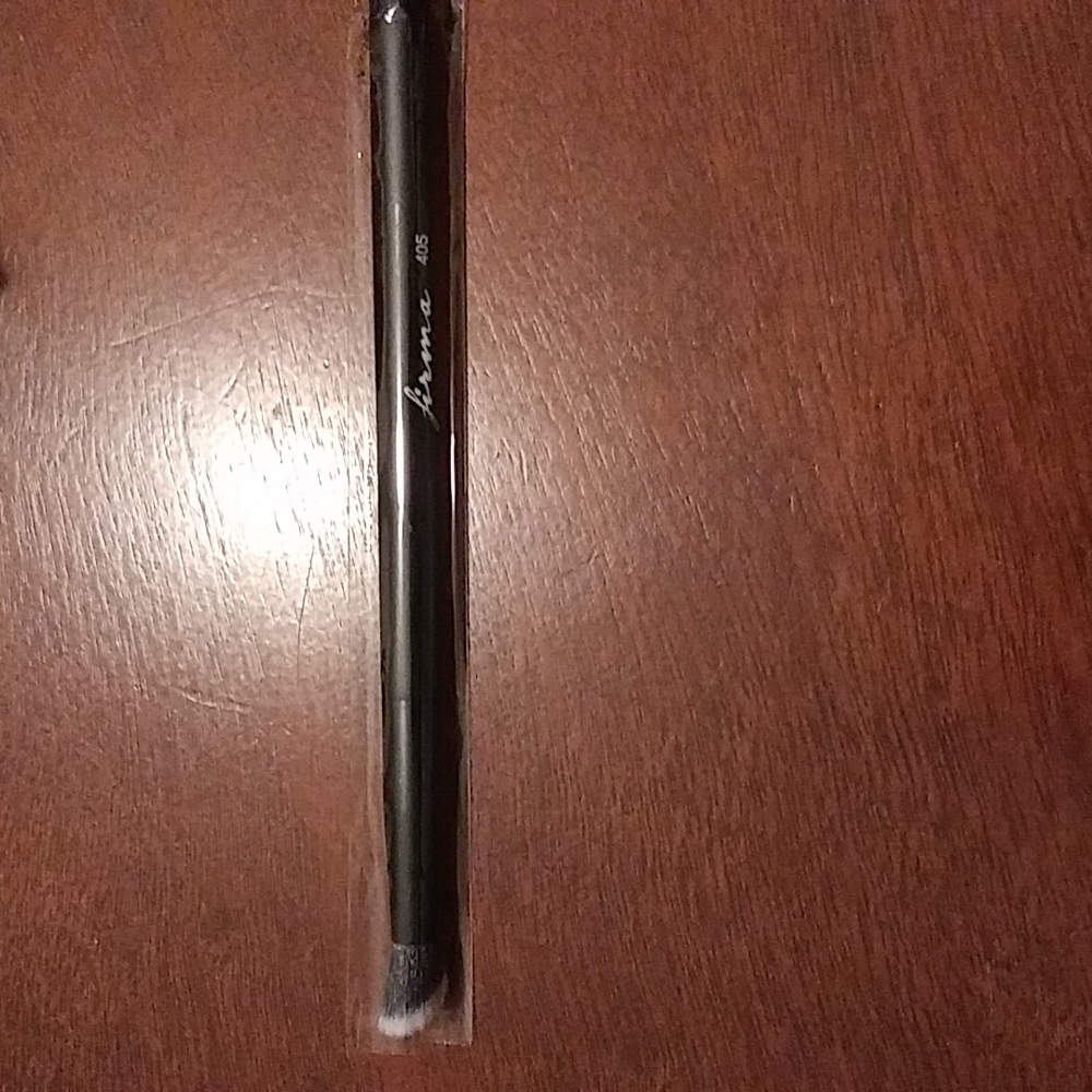405 Precision Angled Blending Brush Pro